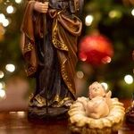Remind Yourself of God's Fulfilling Love This Holiday Season