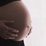 5 Top Tips for Taking Photos of Your Pregnant Belly