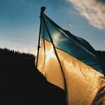The Con and the Con Job: Trump Proves a Blowhard on Ukraine