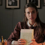 'My Salinger Year': Margaret Qualley Encounters the Mysterious Phantom of American Literature
