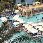 Plan a Special Vacation With an Older Parent