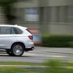 2017 BMW X5 xDrive 40e: Plug-In Hybrid Has 14-Mile EV Range