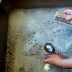Washing Dishes By Hand Versus Using the Dishwasher: Which Is More Effective?