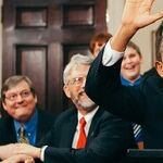 The Obama Magic Can't Change a Close Election