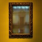 Does Steve Bannon Have a Mirror?