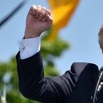It's Time for the Networks to Stop Live Broadcast of Trump's Briefings