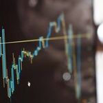 Lawmakers' Suspicious Stock Trades Undermine Public Trust in Congress
