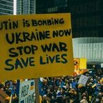 Putin's Aug. 9 Deadline: Economic Nagasaki?