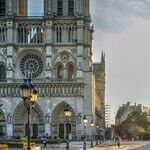 Paris and New York Are United by Urban Horror