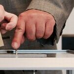 Polls, Fake News and Trends