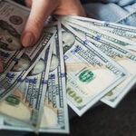 Decades-Long Friendship Strained by Money